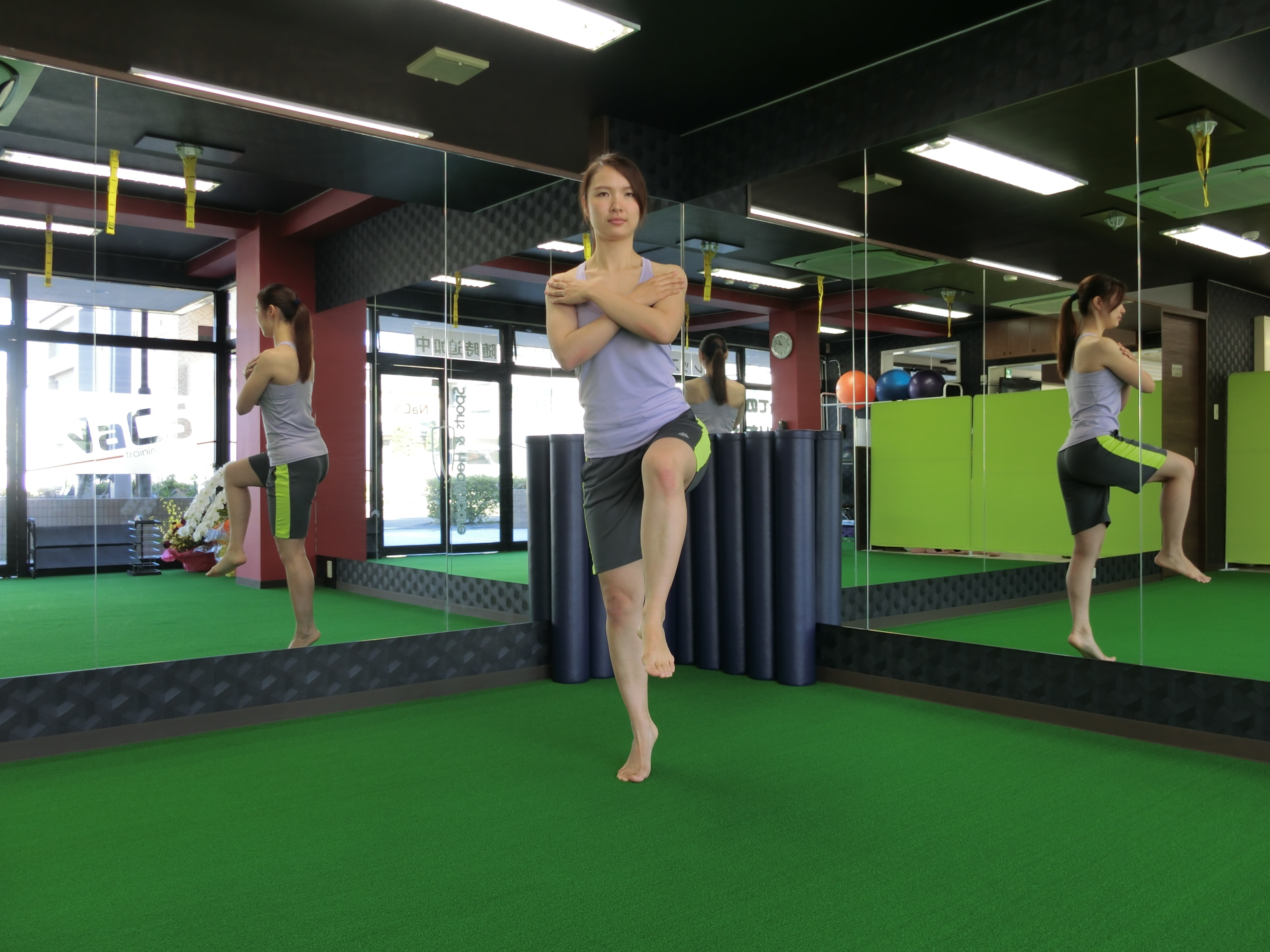 下肢トレーニングの基礎はバランス しっかりチェックをしましょう 野球の上達方法と怪我 障害予防ならcyber Baseball サイバーベースボール